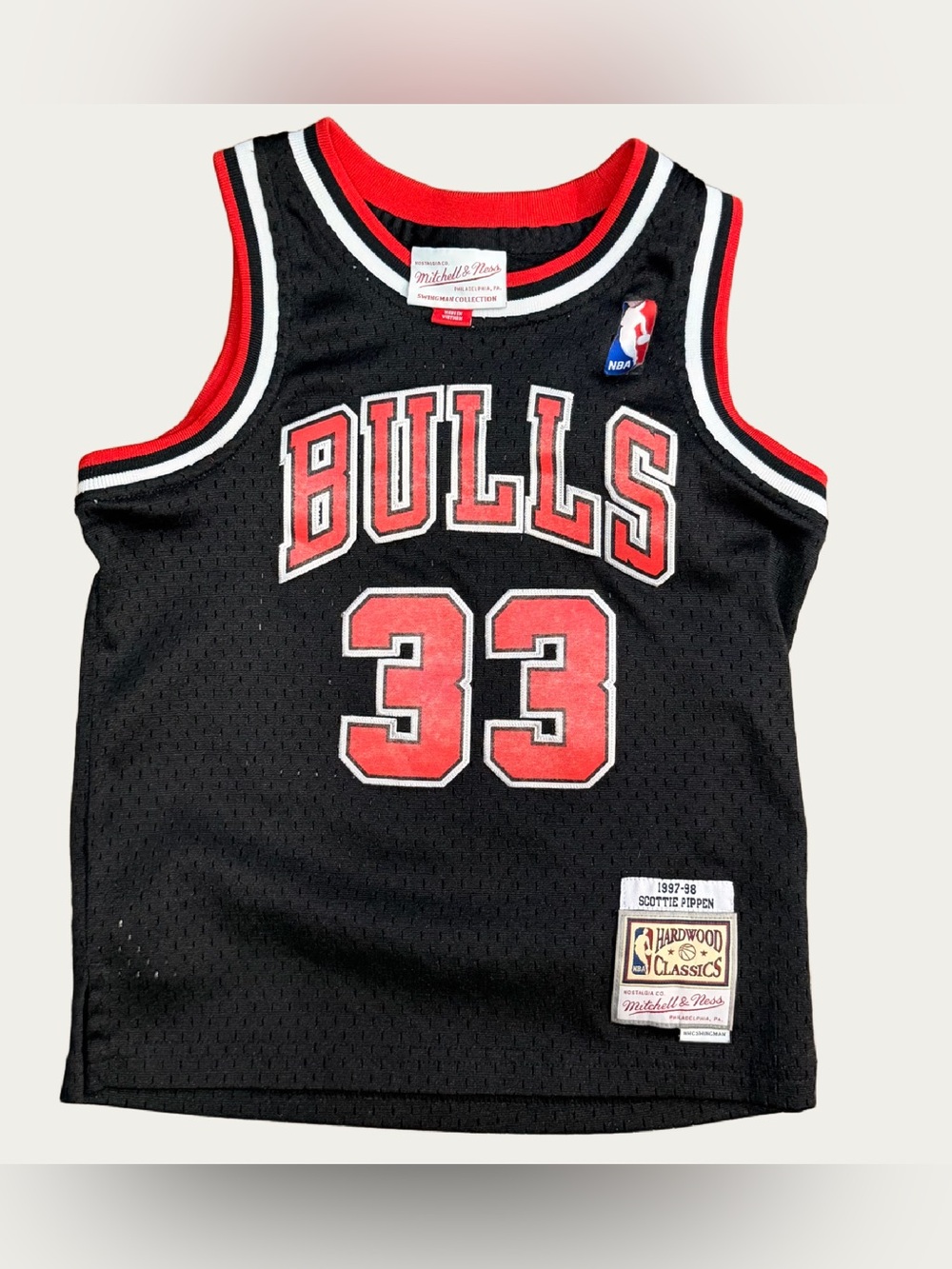 Mitchell & Ness Jersey Boys M(5-6) Black NBA Chicago Bulls Scottie Pippen #33